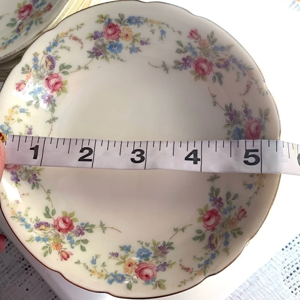 KPM Royal Ivory- Riviera Floral Pattern Set of 4 China